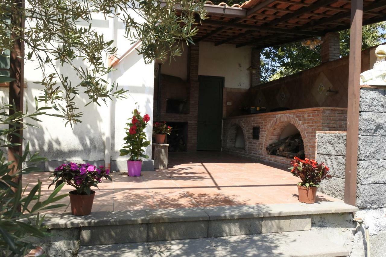 Casa Vacanza Etna Evergreen Villa Piedimonte Etneo Kültér fotó